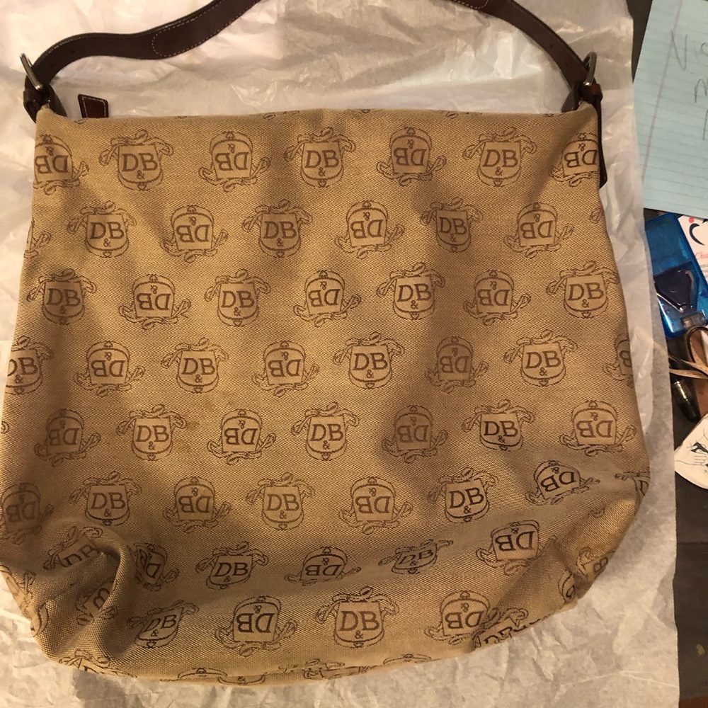 Vintage Dooney & Bourke Classic Satchel Purse Beautiful Leather